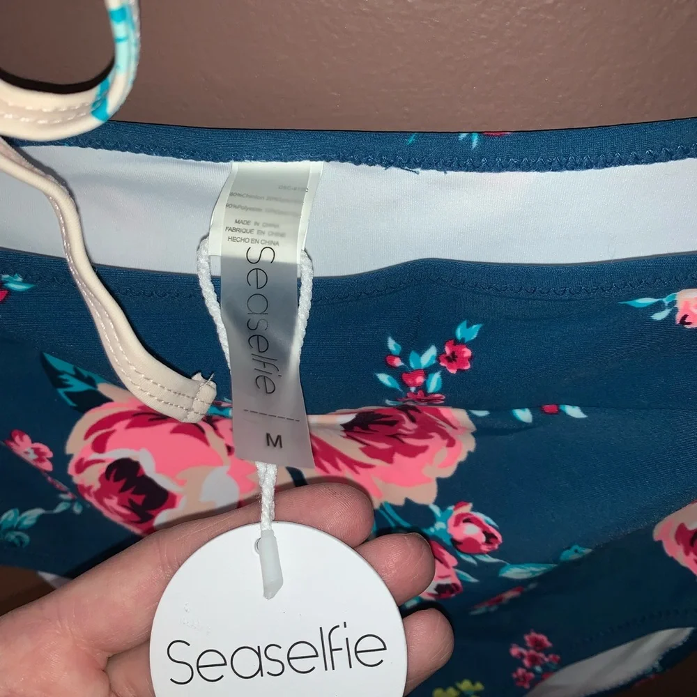 SEASELFIE Swim Suit - Picture 3 of 7